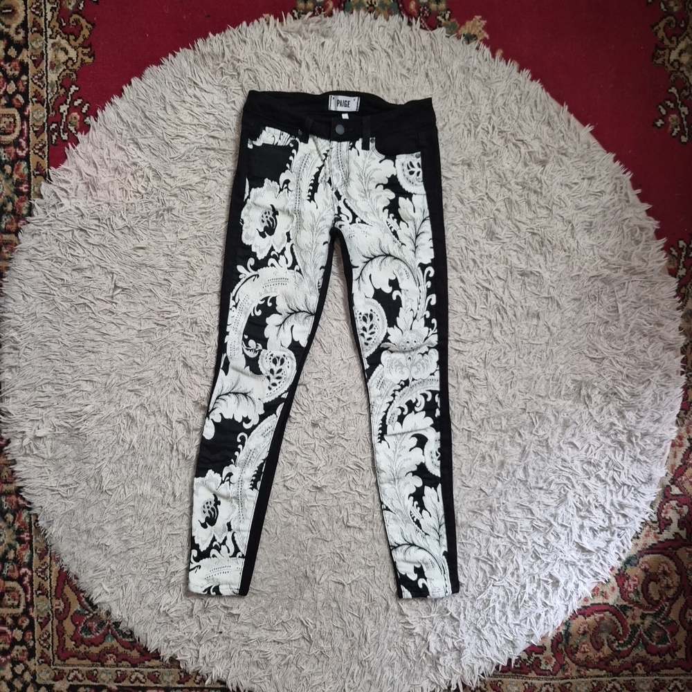 Womens Paige Jeans Size 26 Black With White Ivory Cream Brocade Paisley Festival